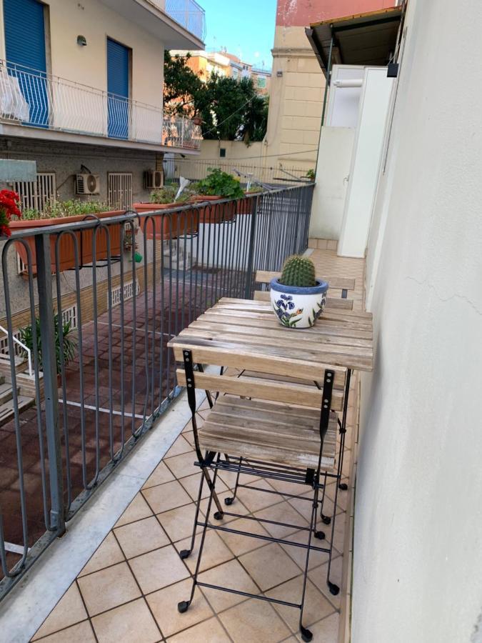 ナポリLa Porta Di Carmyアパートメント エクステリア 写真